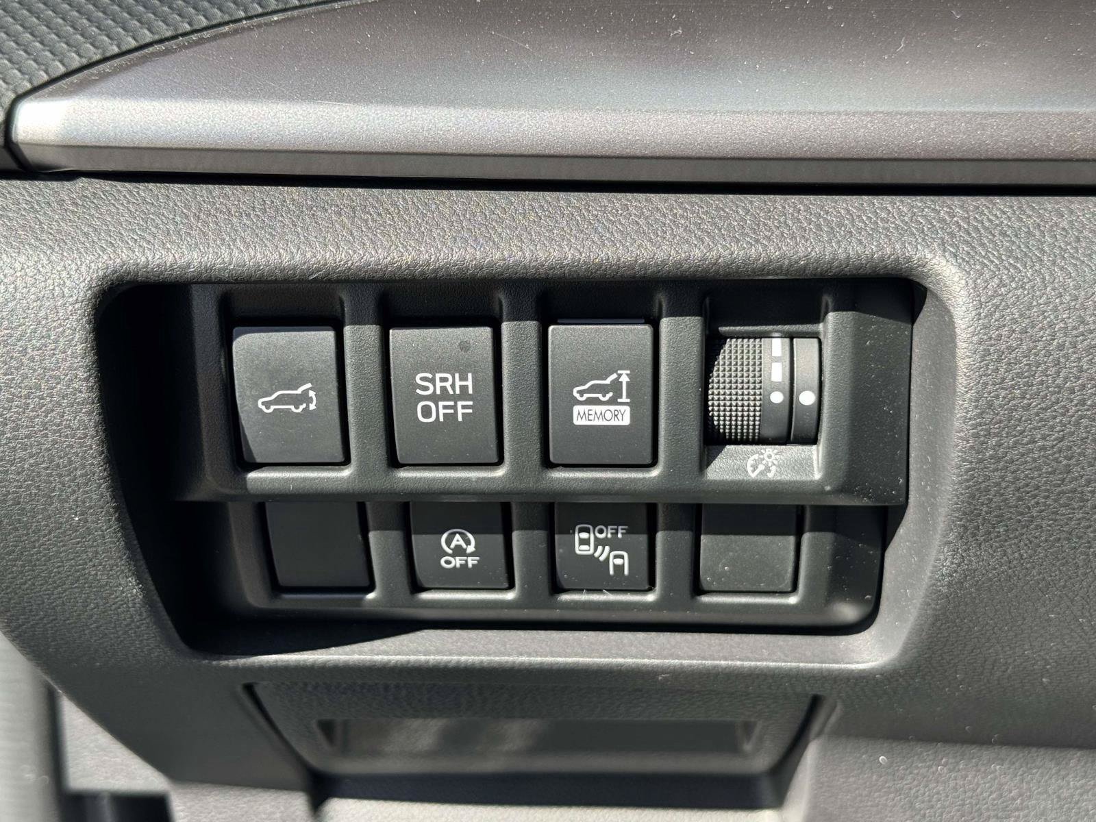 Used 2024 Subaru Forester Premium AWD/4WD image 23
