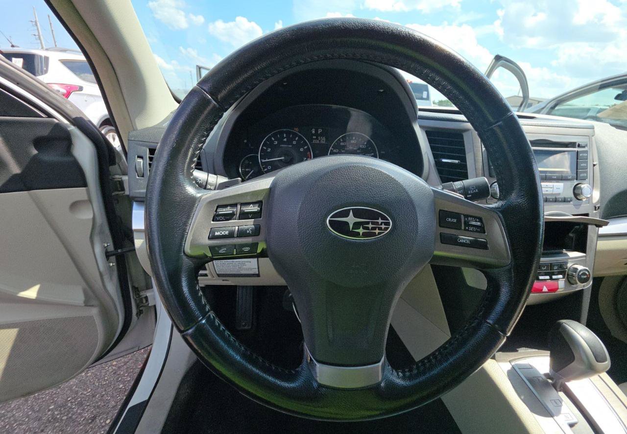 Used 2012 Subaru Outback 2.5i Premium w/ Popular Pkg 1B AWD/4WD image 10