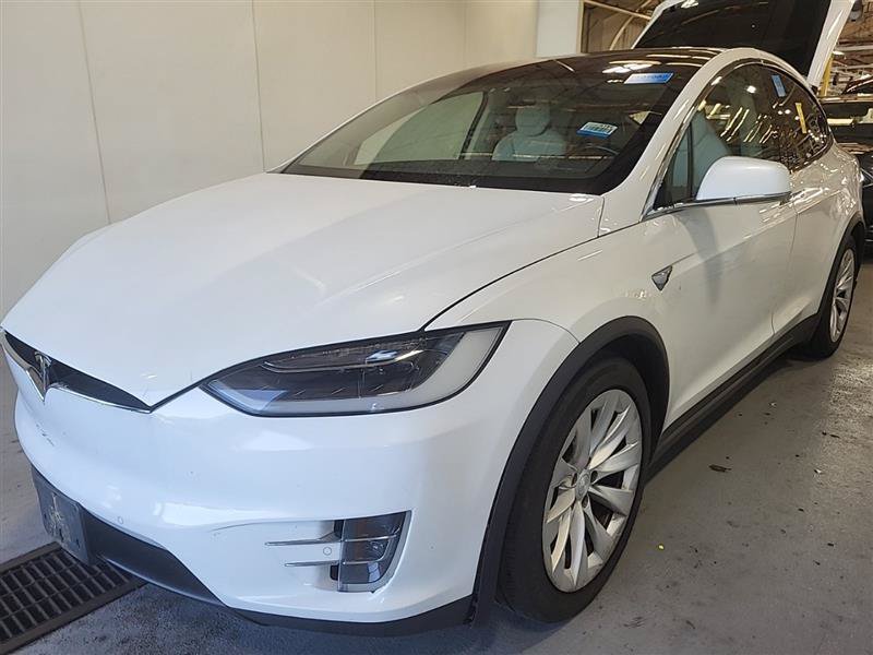 Used 2017 Tesla Model X 100D AWD/4WD image 3