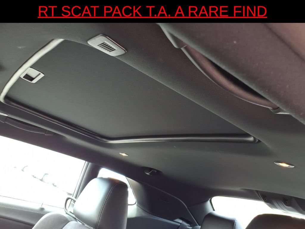 Used 2022 Dodge Challenger R/T Scat Pack w/ T/A Package RWD image 11