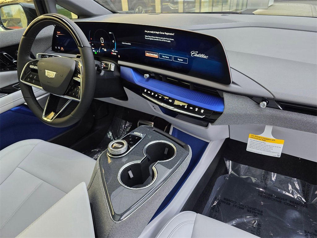 New 2026 Cadillac Optiq Luxury 1 image 10
