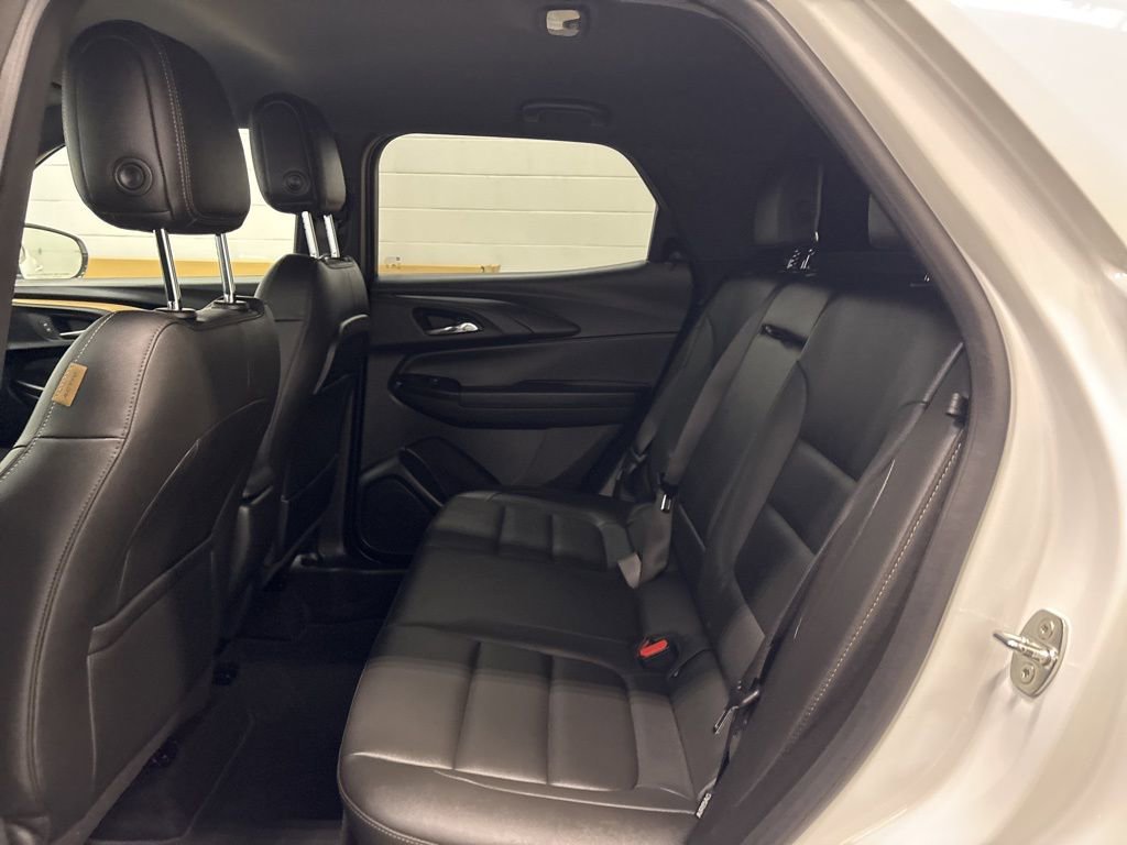 Used 2023 Chevrolet TrailBlazer ACTIV image 31
