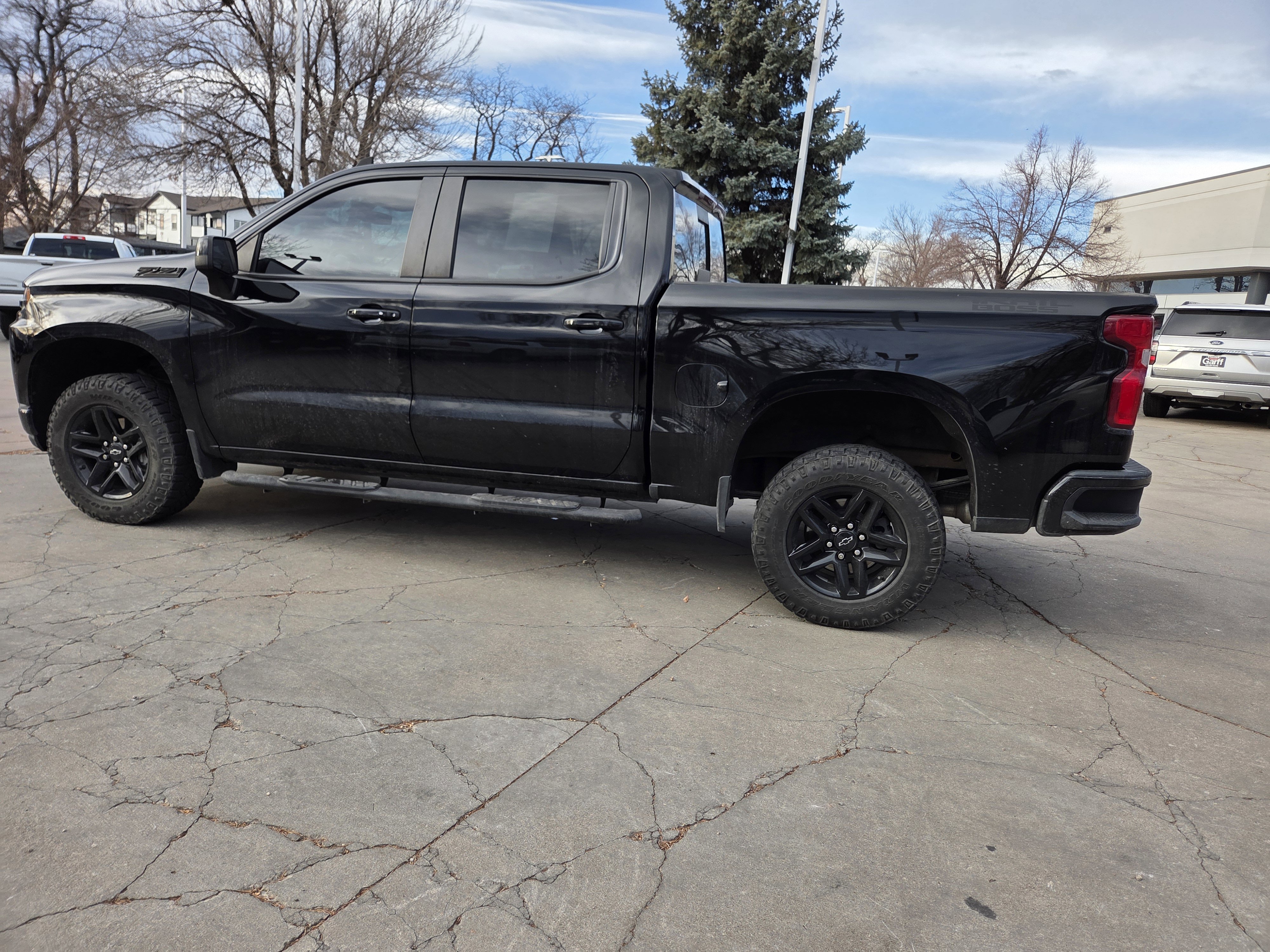 Used 2021 Chevrolet Silverado 1500 LT Trail Boss w/ Convenience Package II image 8