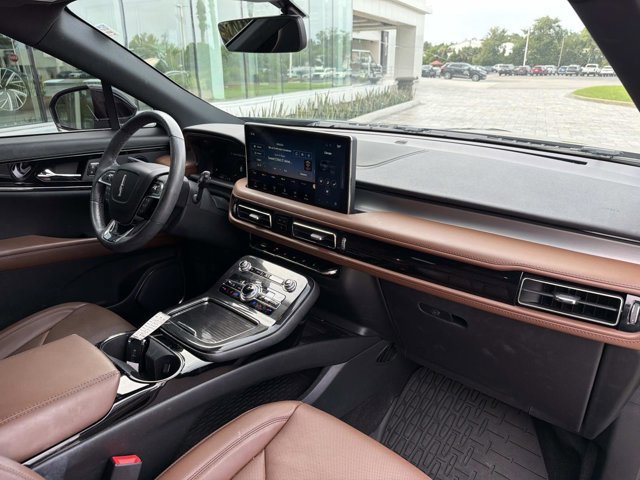 Certified 2023 Lincoln Nautilus Reserve FWD image 22