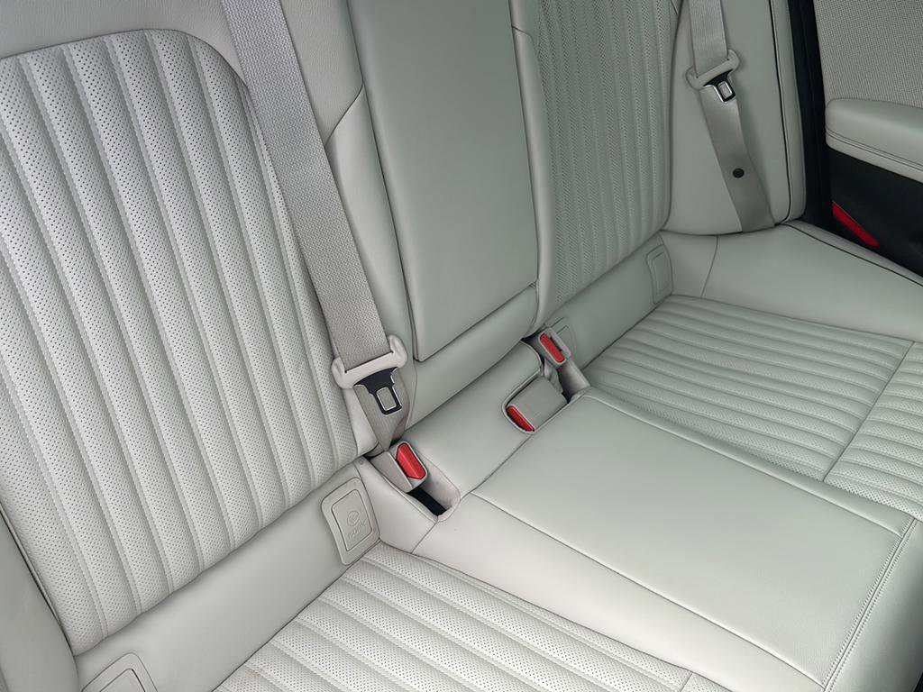 Certified 2025 Genesis G70 2.5T w/ Sport Prestige Package image 46