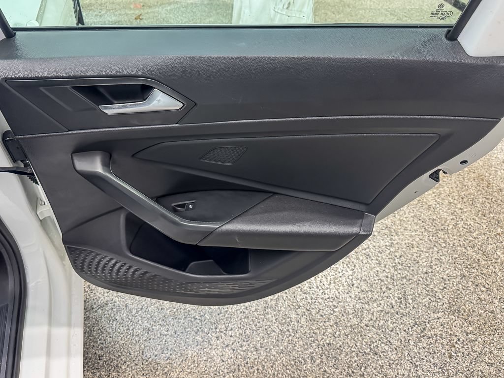 Used 2021 Volkswagen Jetta SEL Premium FWD image 25