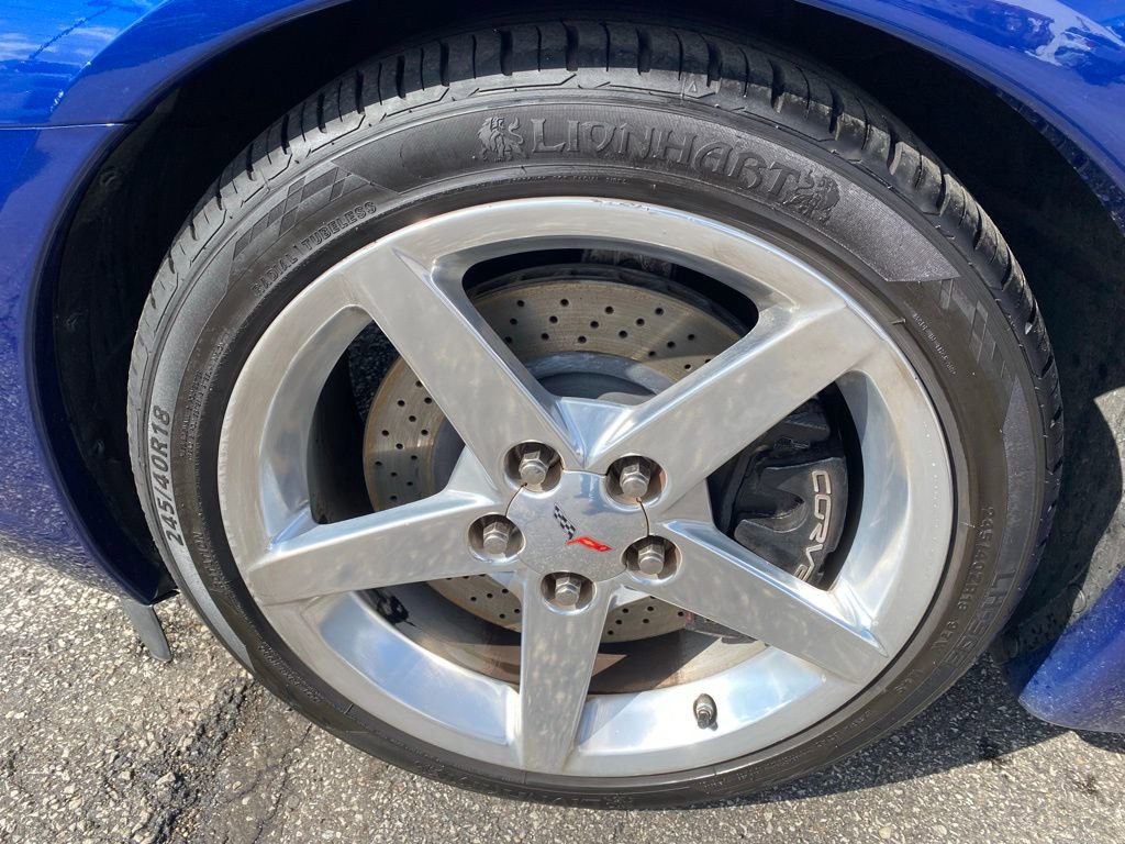Used 2005 Chevrolet Corvette Coupe w/ Preferred Equipment Group image 26