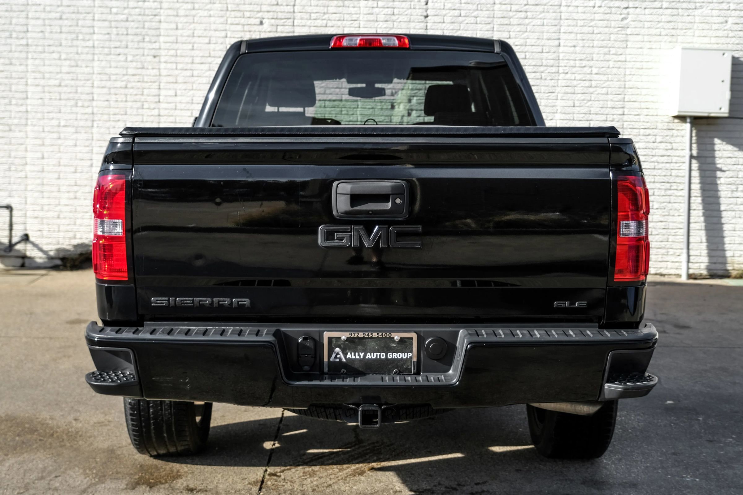 Used 2017 GMC Sierra 1500 SLE w/ SLE Value Package image 8