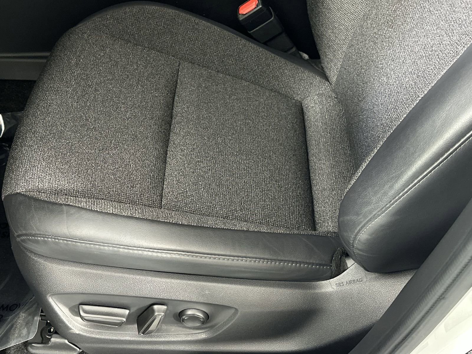 Used 2023 Toyota Crown XLE AWD/4WD image 12