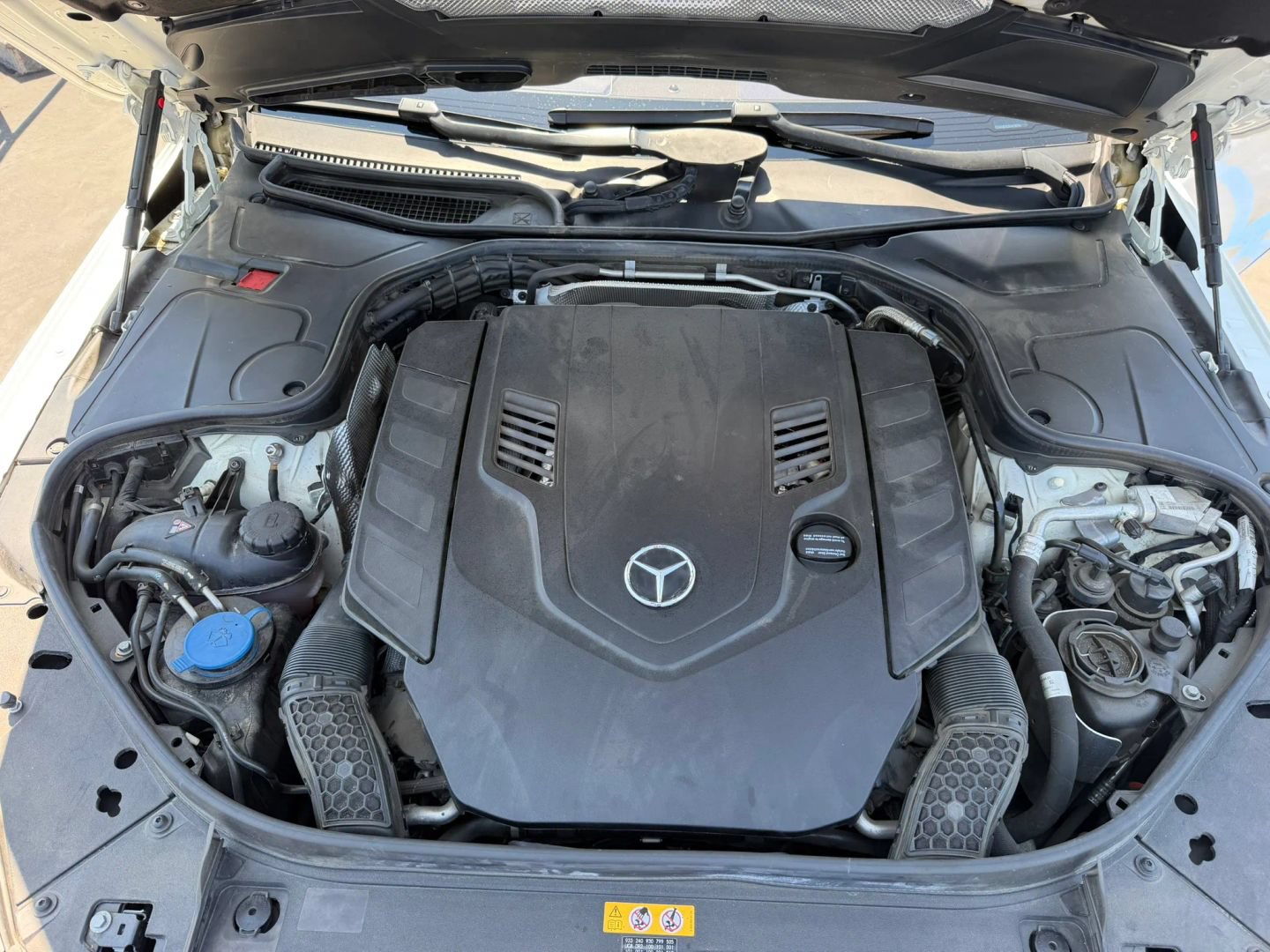 Used 2019 Mercedes-Benz S 560 Sedan image 35