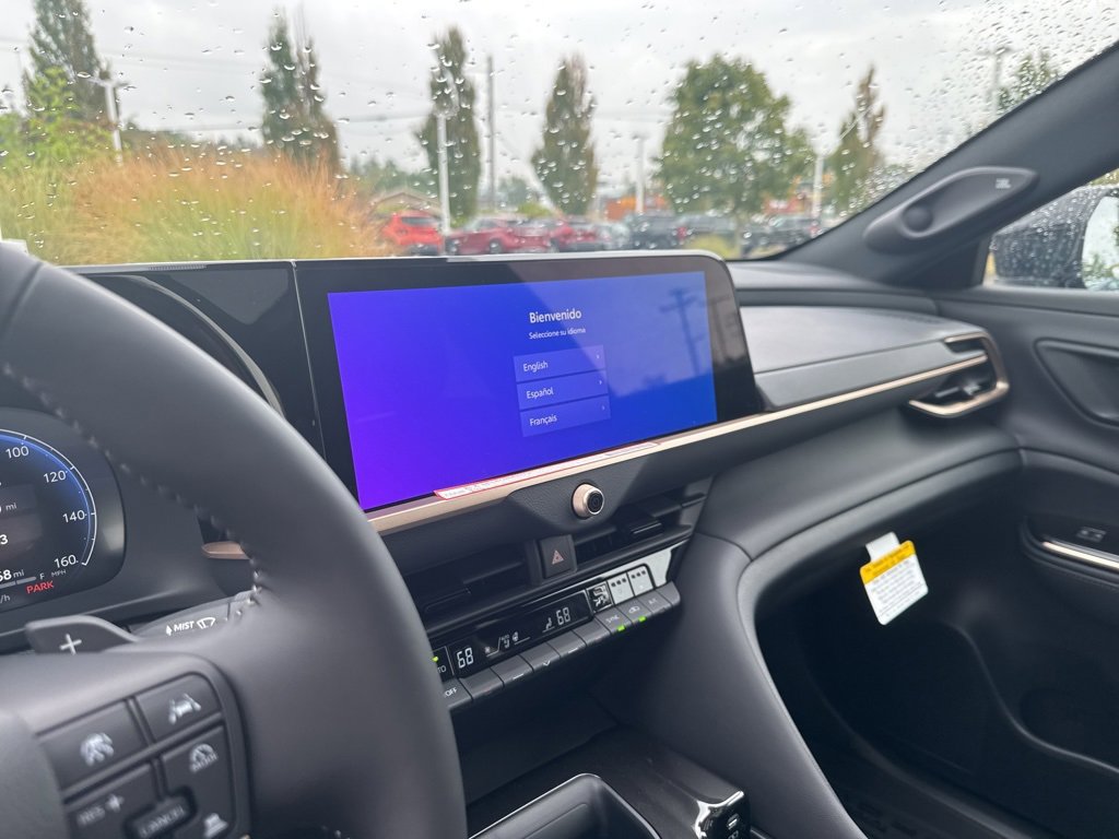 New 2026 Toyota Crown Platinum image 25