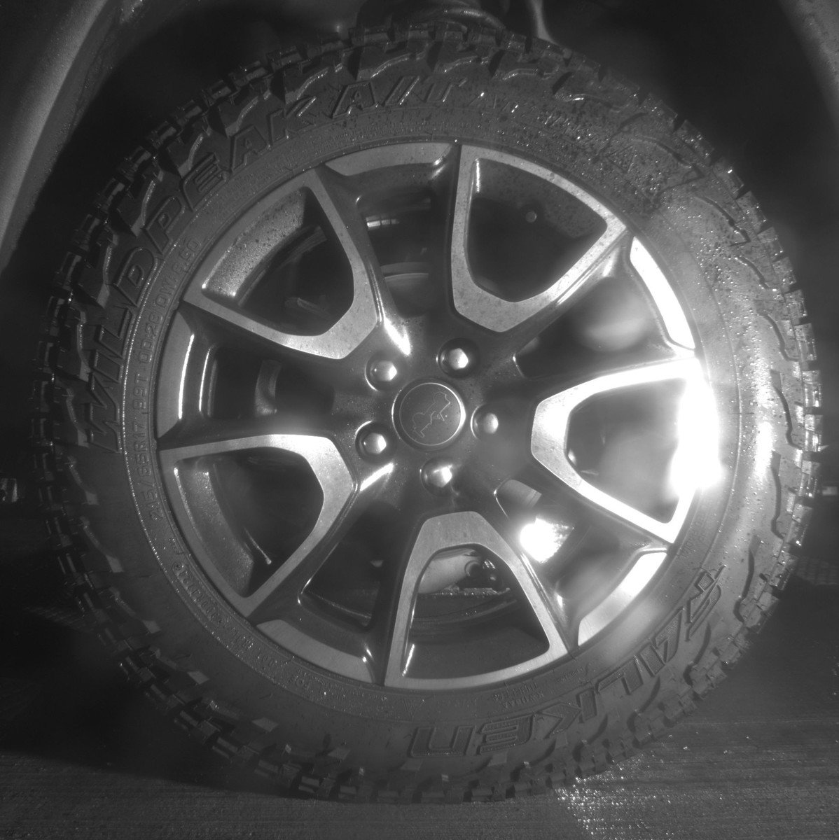 Used 2025 Jeep Compass Trailhawk image 14