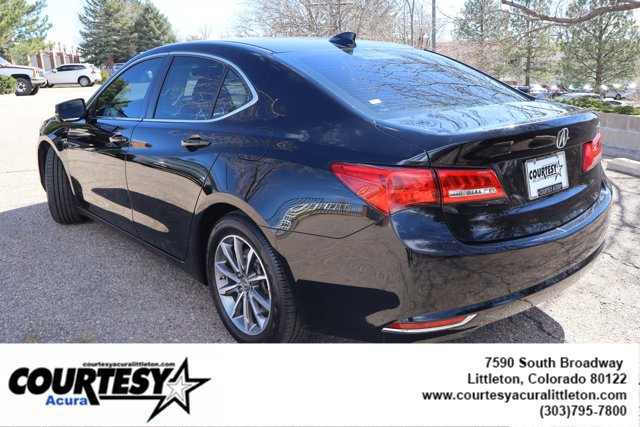 Used 2019 Acura TLX image 4