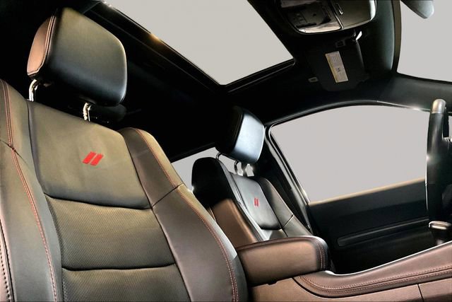 Used 2023 Dodge Durango GT image 28