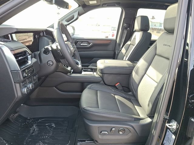 New 2026 GMC Yukon Denali w/ Sun & Power Step Package image 15