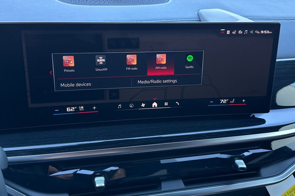 New 2026 BMW X7 M60i w/ Executive Package image 21