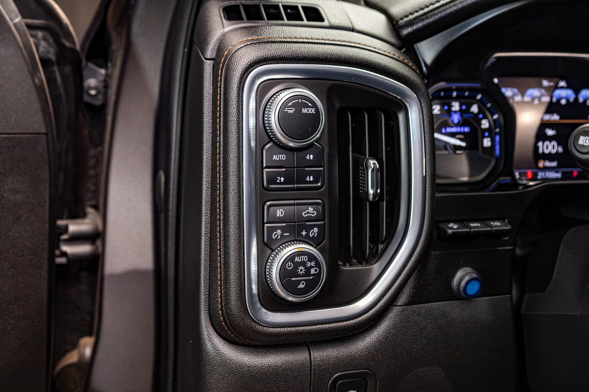 Used 2020 GMC Sierra 1500 AT4 w/ AT4 Premium Package AWD/4WD image 20