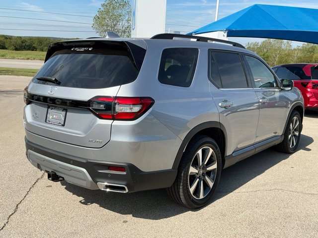 Certified 2025 Honda Pilot Elite image 3