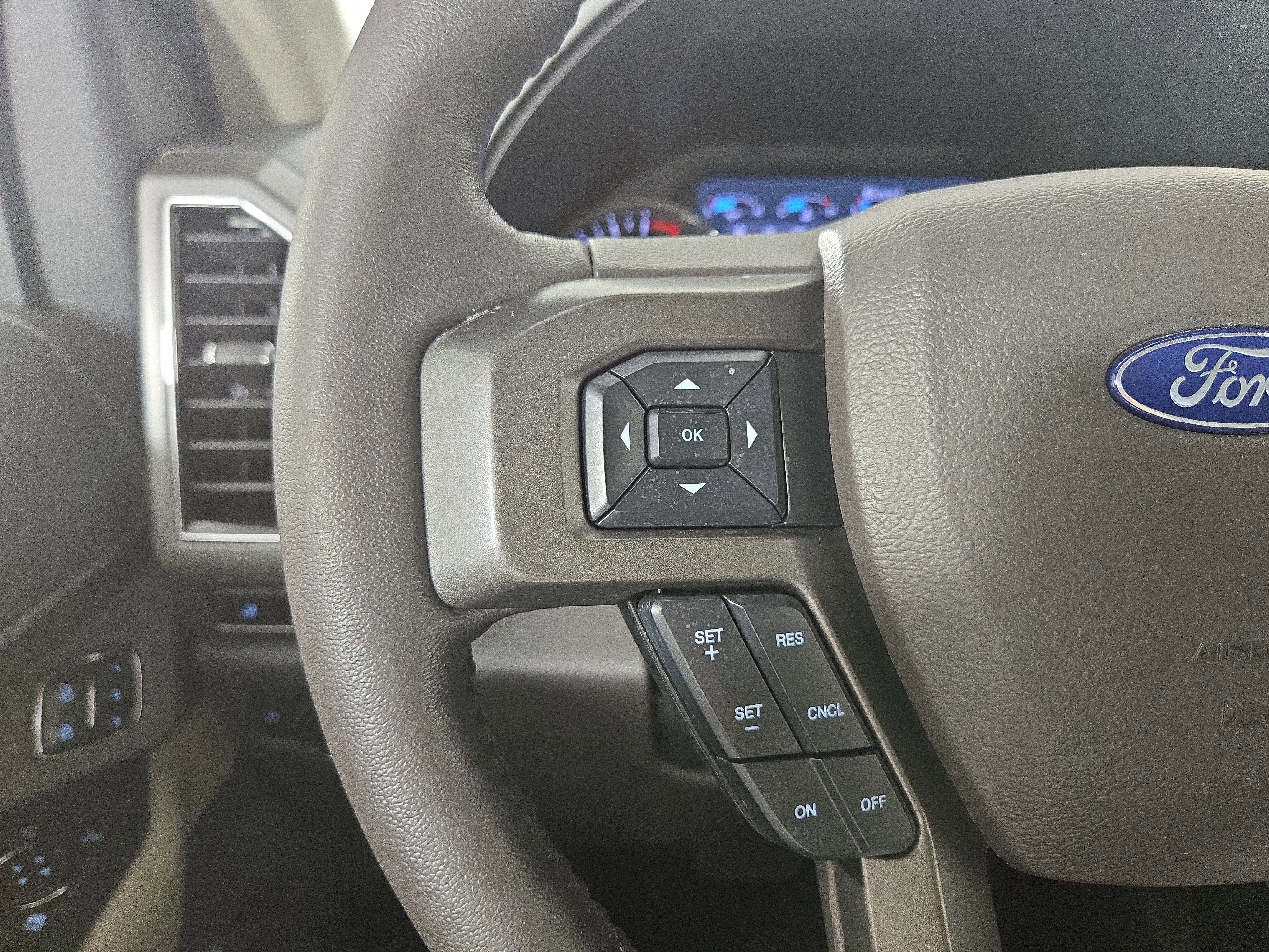 Used 2019 Ford Expedition Max XLT w/ Equipment Group 202A image 16