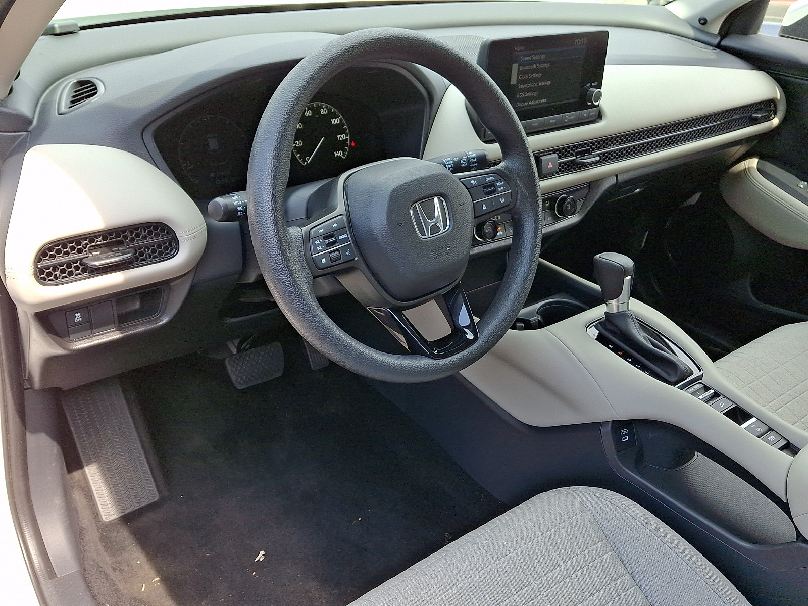Used 2025 Honda HR-V LX image 27