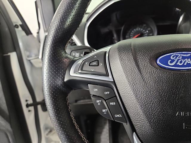 Used 2021 Ford Edge ST image 22