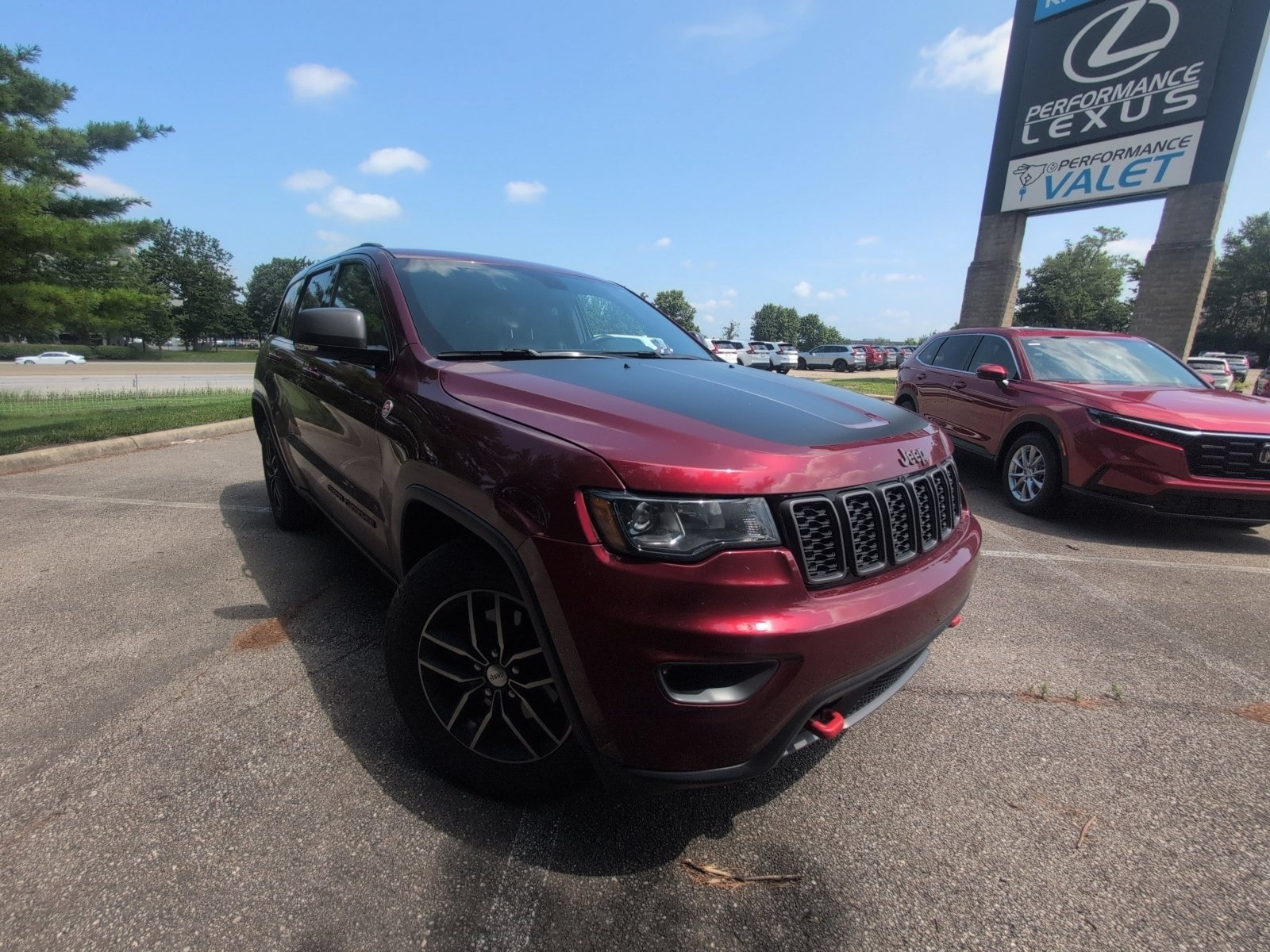 Used 2017 Jeep Grand Cherokee Trailhawk AWD/4WD image 20