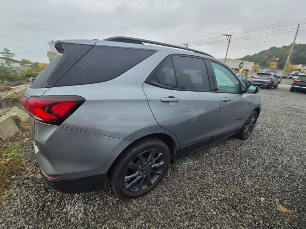 Used 2024 Chevrolet Equinox RS w/ RS Leather Package AWD/4WD image 8