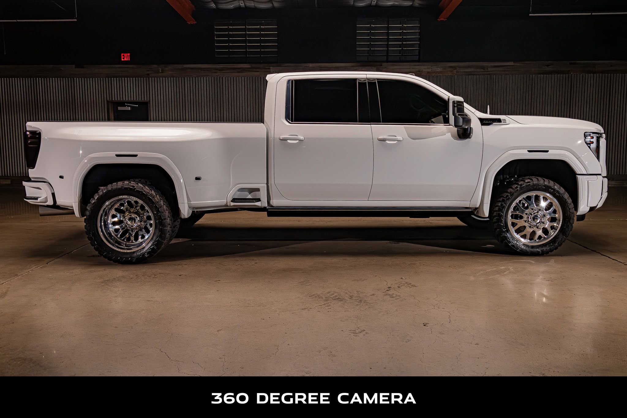 Used 2025 GMC Sierra 3500 Denali w/ Denali Reserve Package AWD/4WD image 10