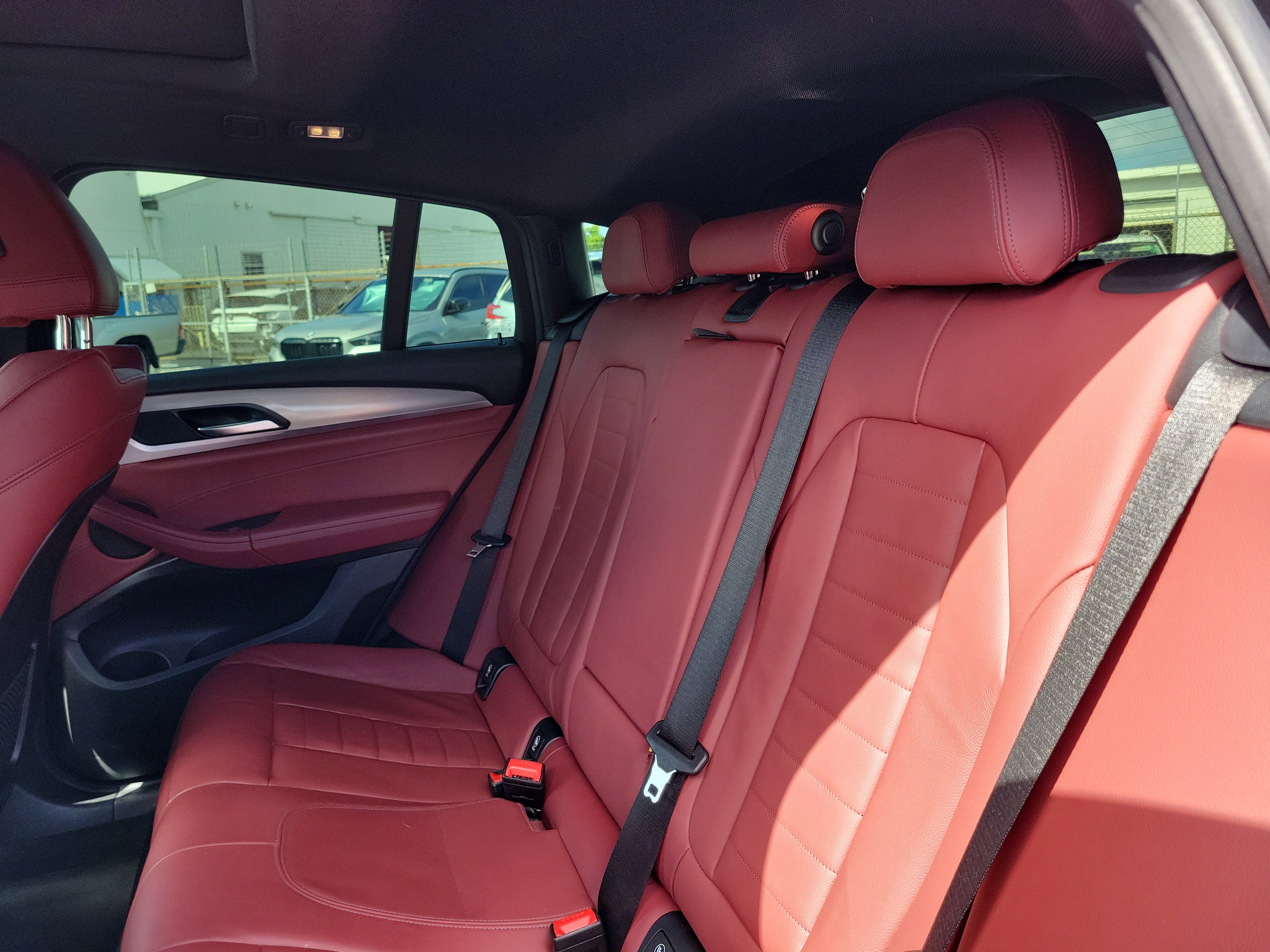 Used 2020 BMW X4 xDrive30i image 11
