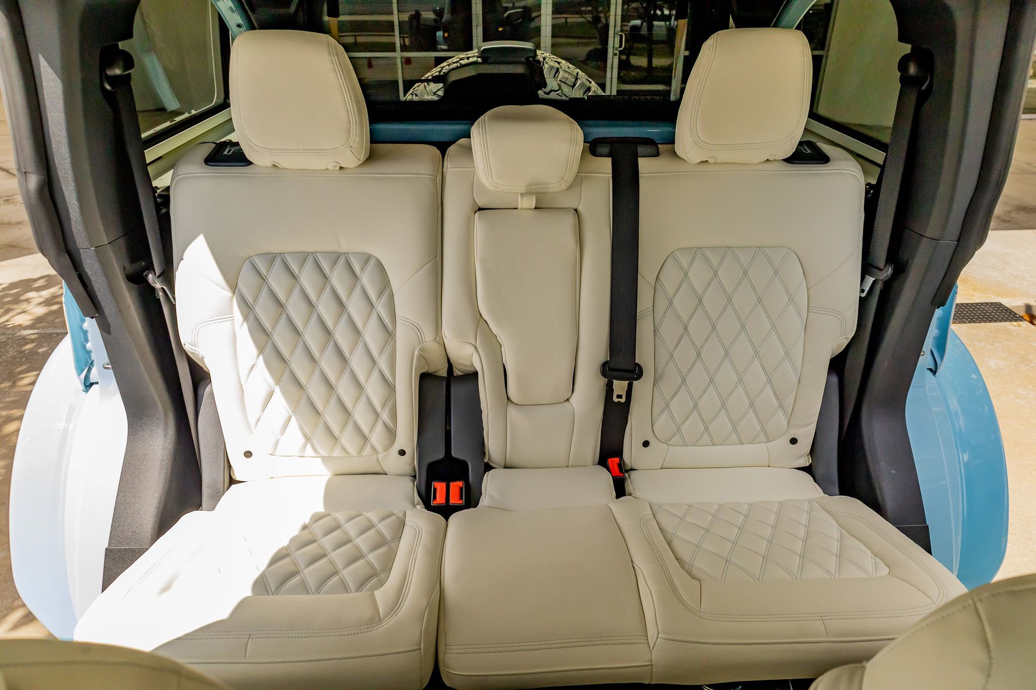 Used 2025 Ford Bronco Heritage Edition image 34