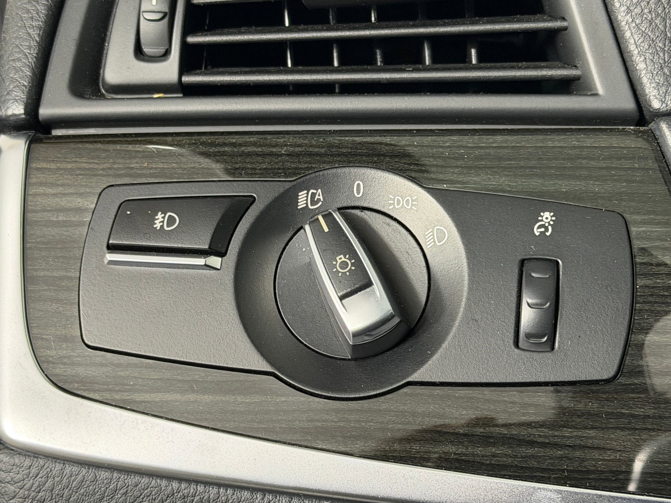 Used 2016 BMW 535i Sedan RWD image 16
