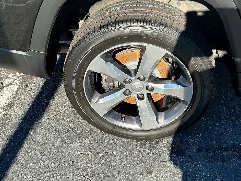 Used 2021 Jeep Grand Cherokee L Limited image 9