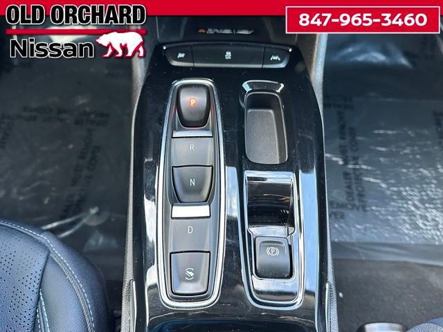 Used 2023 Chevrolet Bolt EUV LT w/ Convenience Package FWD image 16