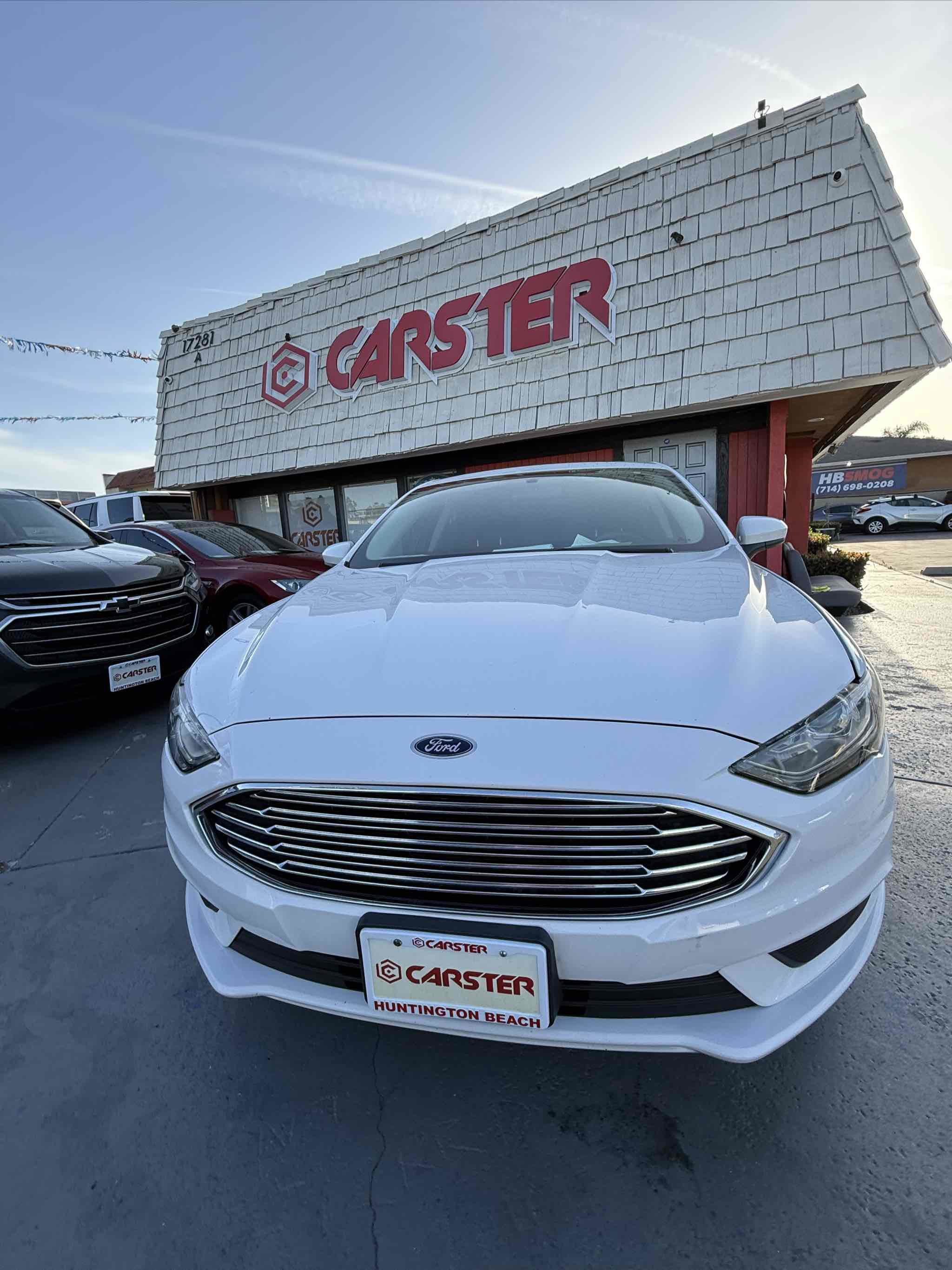 Used 2018 Ford Fusion SE w/ Fusion SE Technology Package FWD image 3