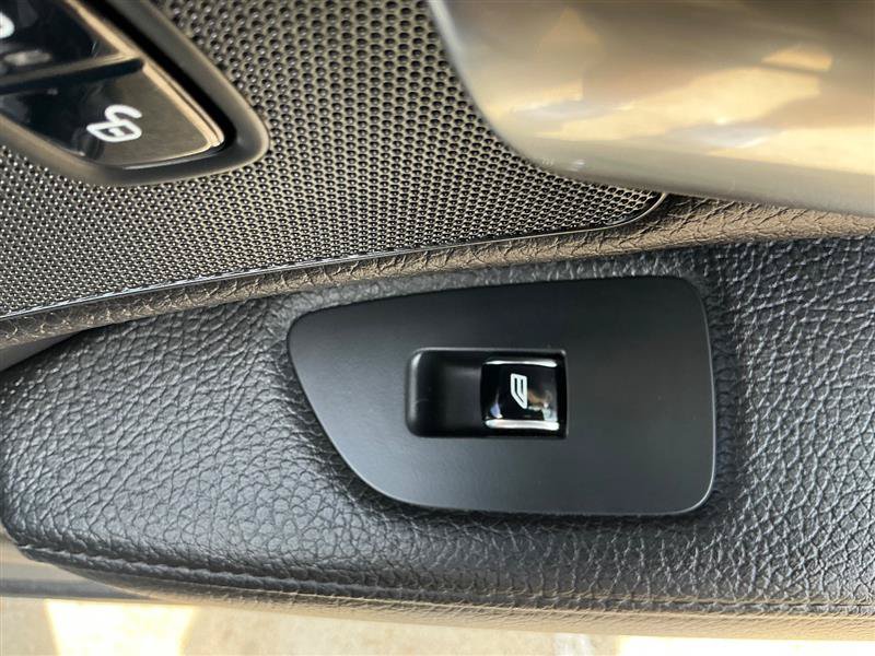 Used 2018 Volvo S90 T5 Momentum w/ Momentum Plus Package FWD image 33