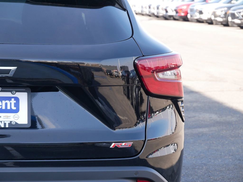 New 2026 Chevrolet Trax RS w/ Driver Confidence Package FWD image 7