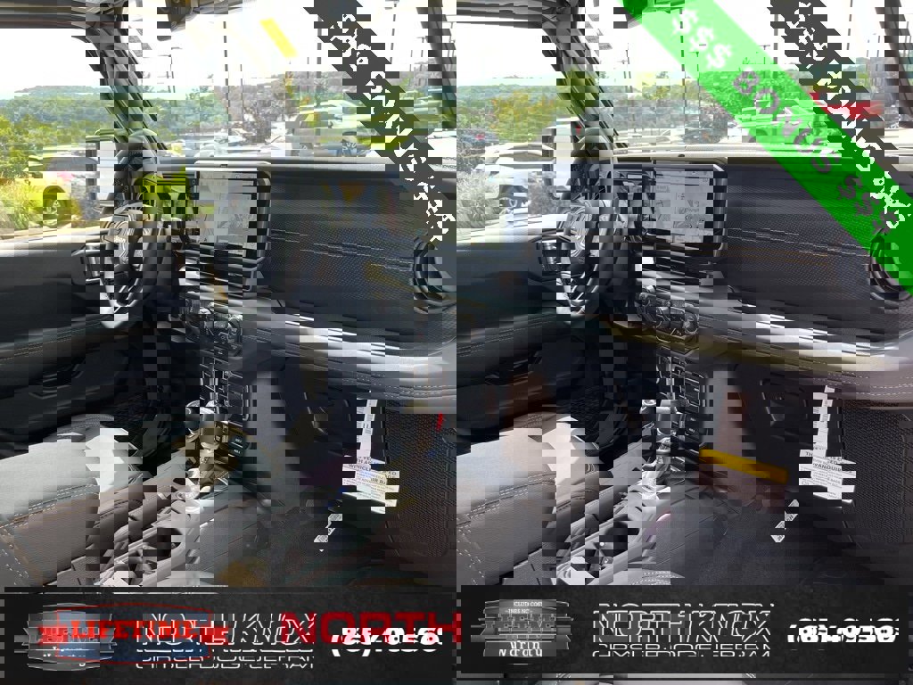 New 2025 Jeep Wrangler Unlimited Rubicon 392 image 36