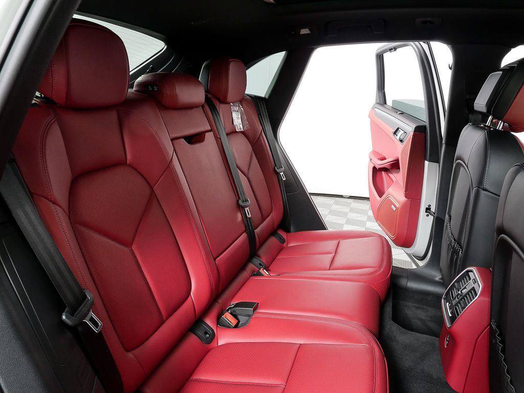 New 2026 Porsche Macan S AWD/4WD image 23