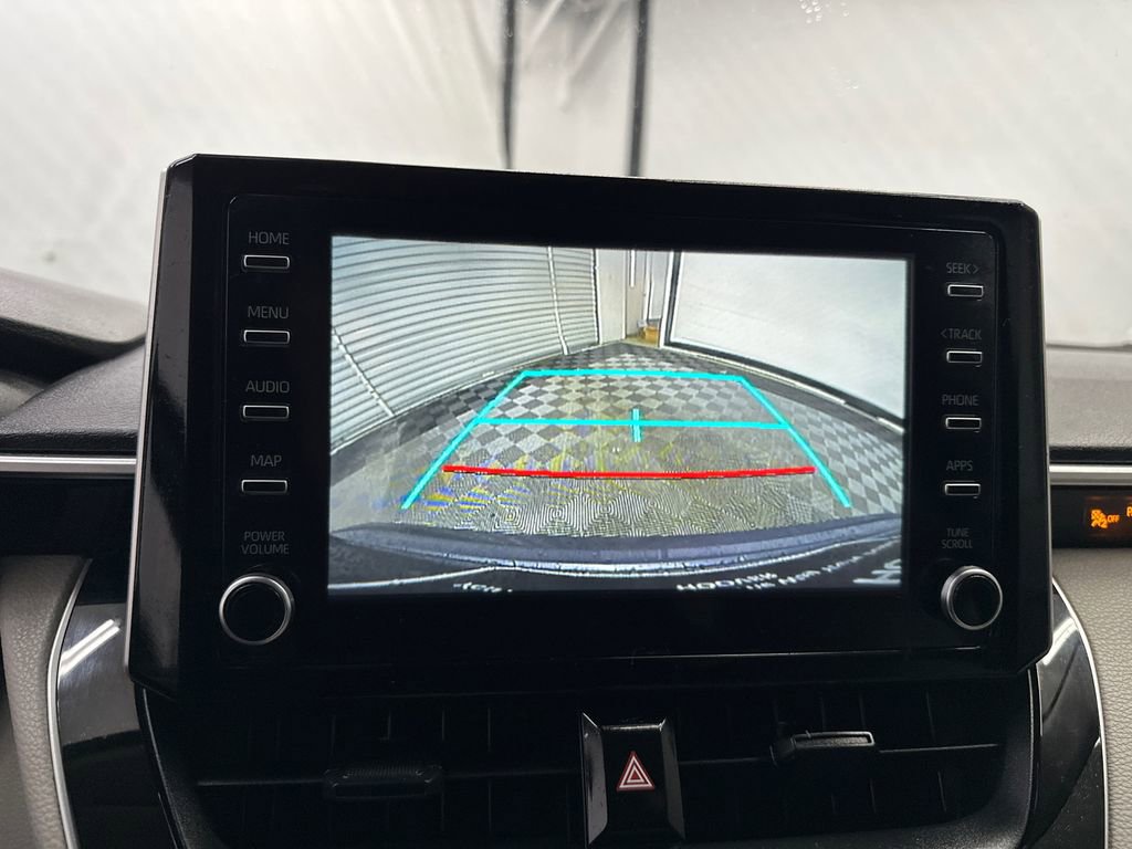 Used 2020 Toyota Corolla LE FWD image 27