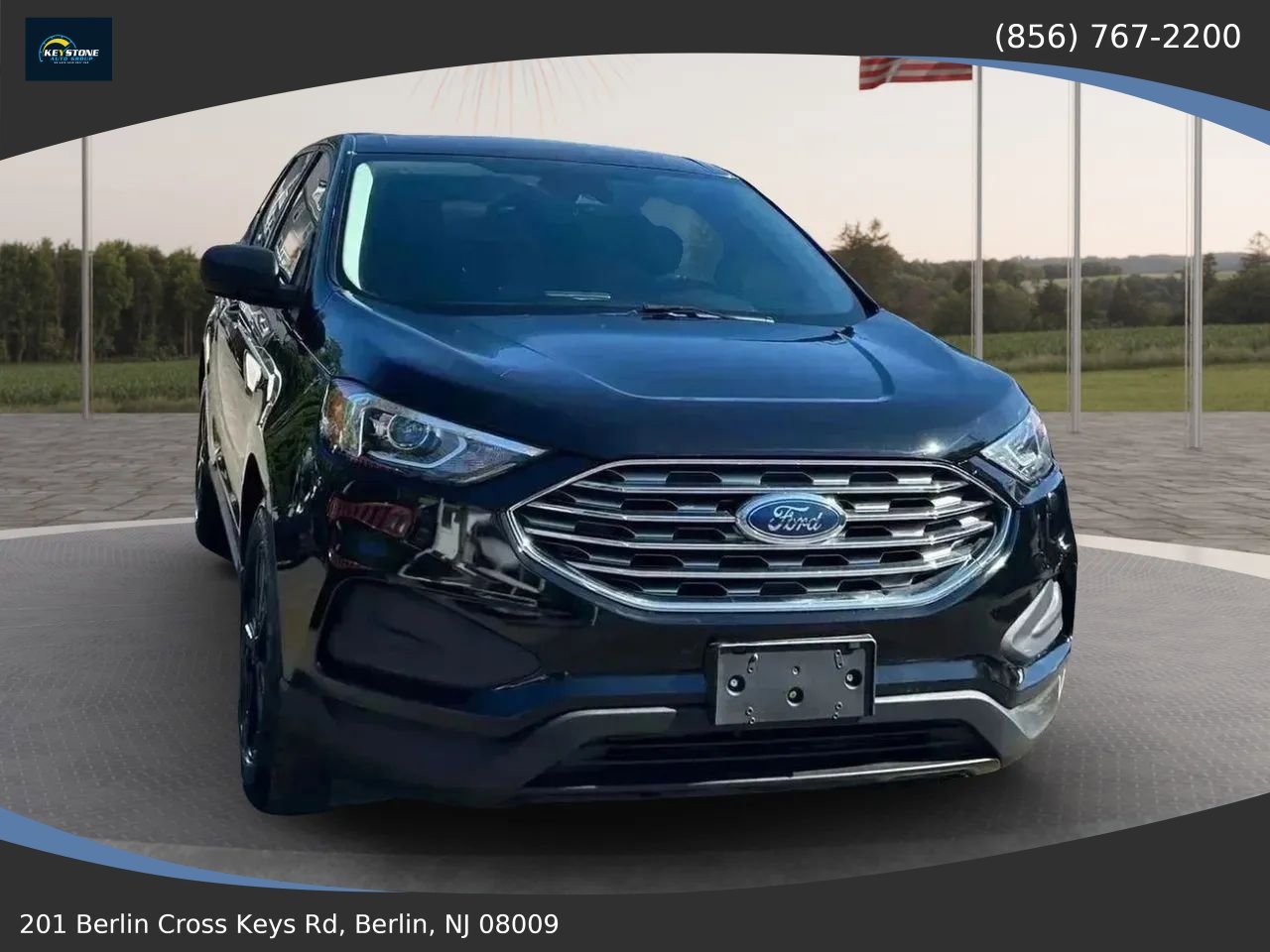 Used 2021 Ford Edge SE FWD image 2