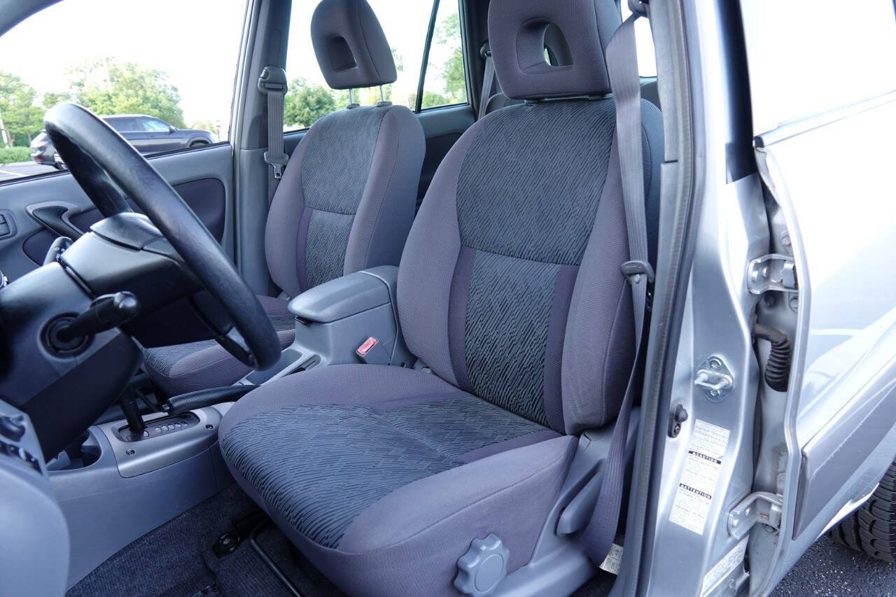 Used 2003 Toyota RAV4 4WD image 64