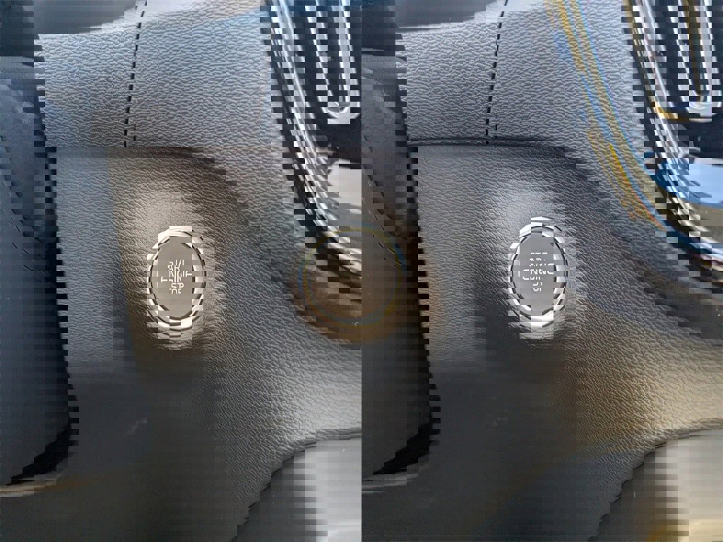 New 2026 Volvo XC40 B4 Core image 43