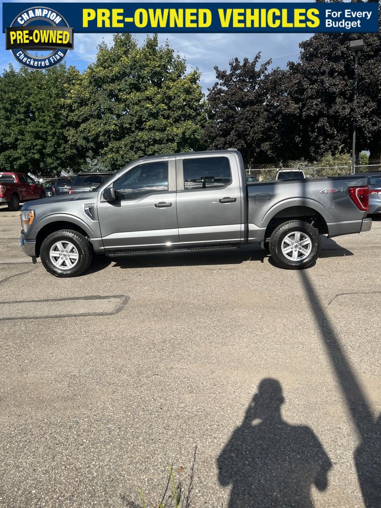 Used 2022 Ford F150 XLT w/ Trailer Tow Package image 6