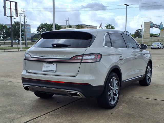 Used 2023 Lincoln Nautilus Reserve image 2