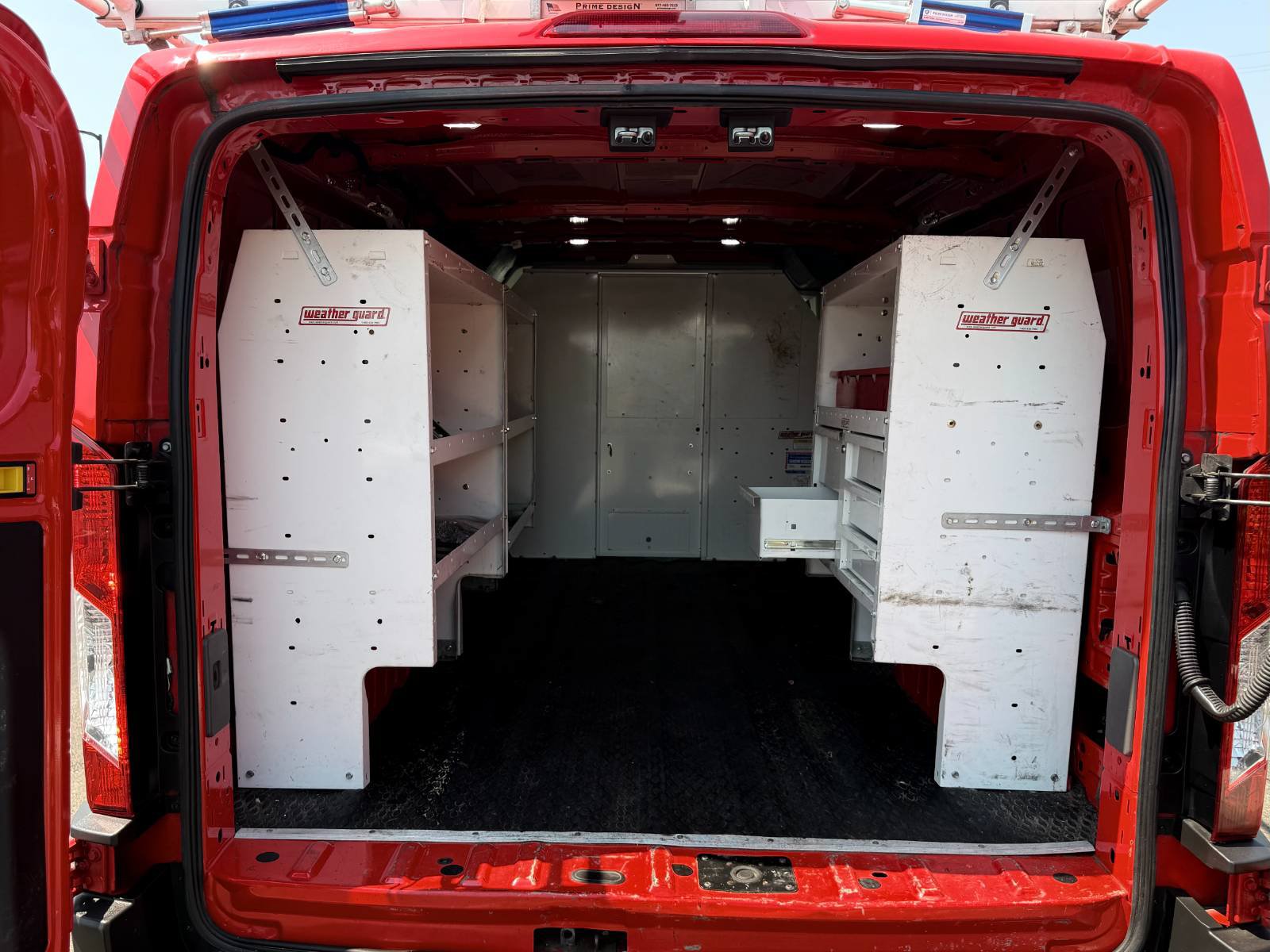 Used 2020 Ford Transit 250 Low Roof RWD image 13
