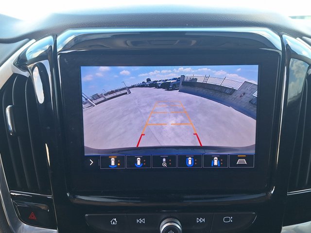 Used 2020 Chevrolet Traverse RS image 12