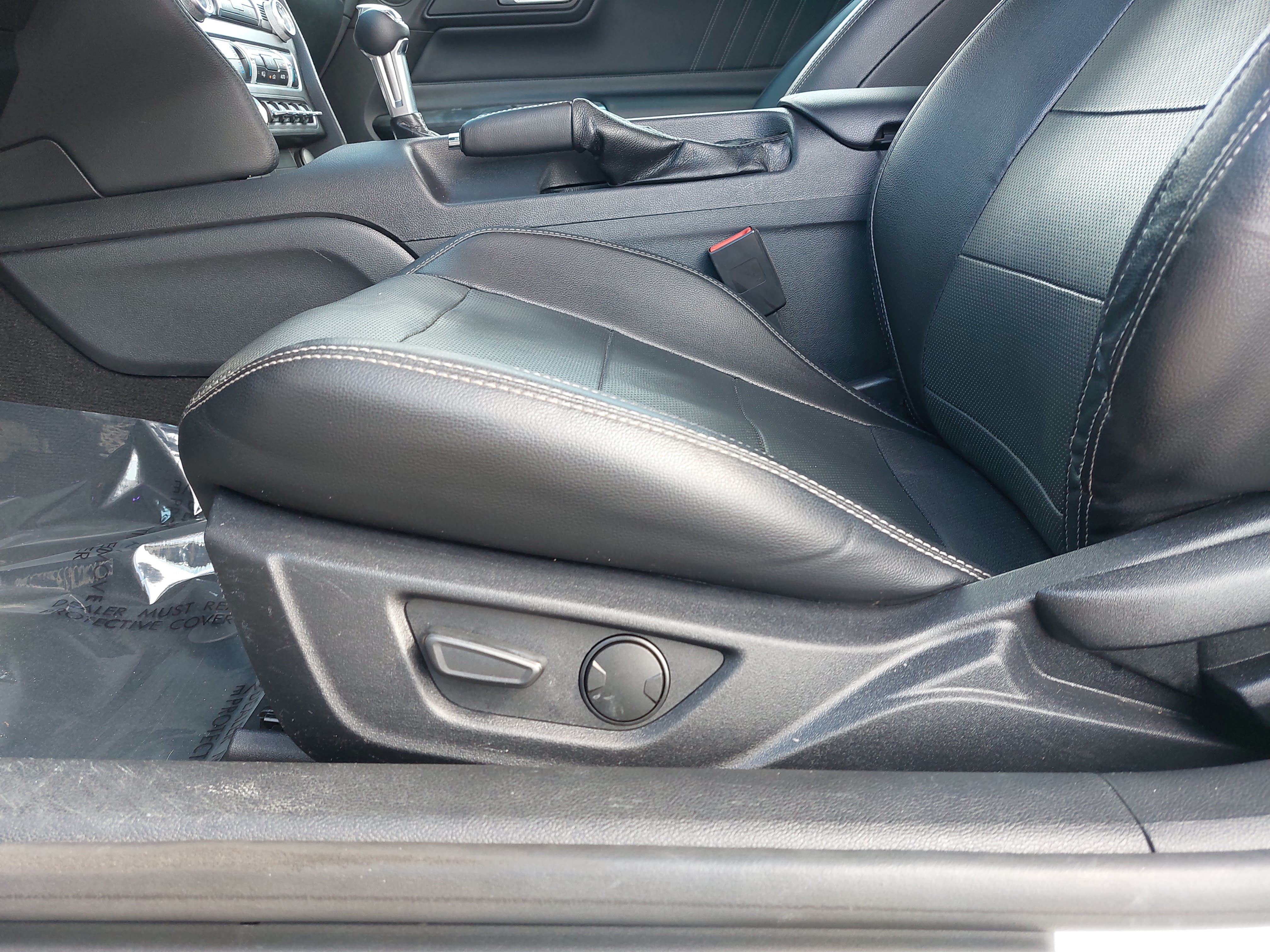 Used 2020 Ford Mustang Premium RWD image 30