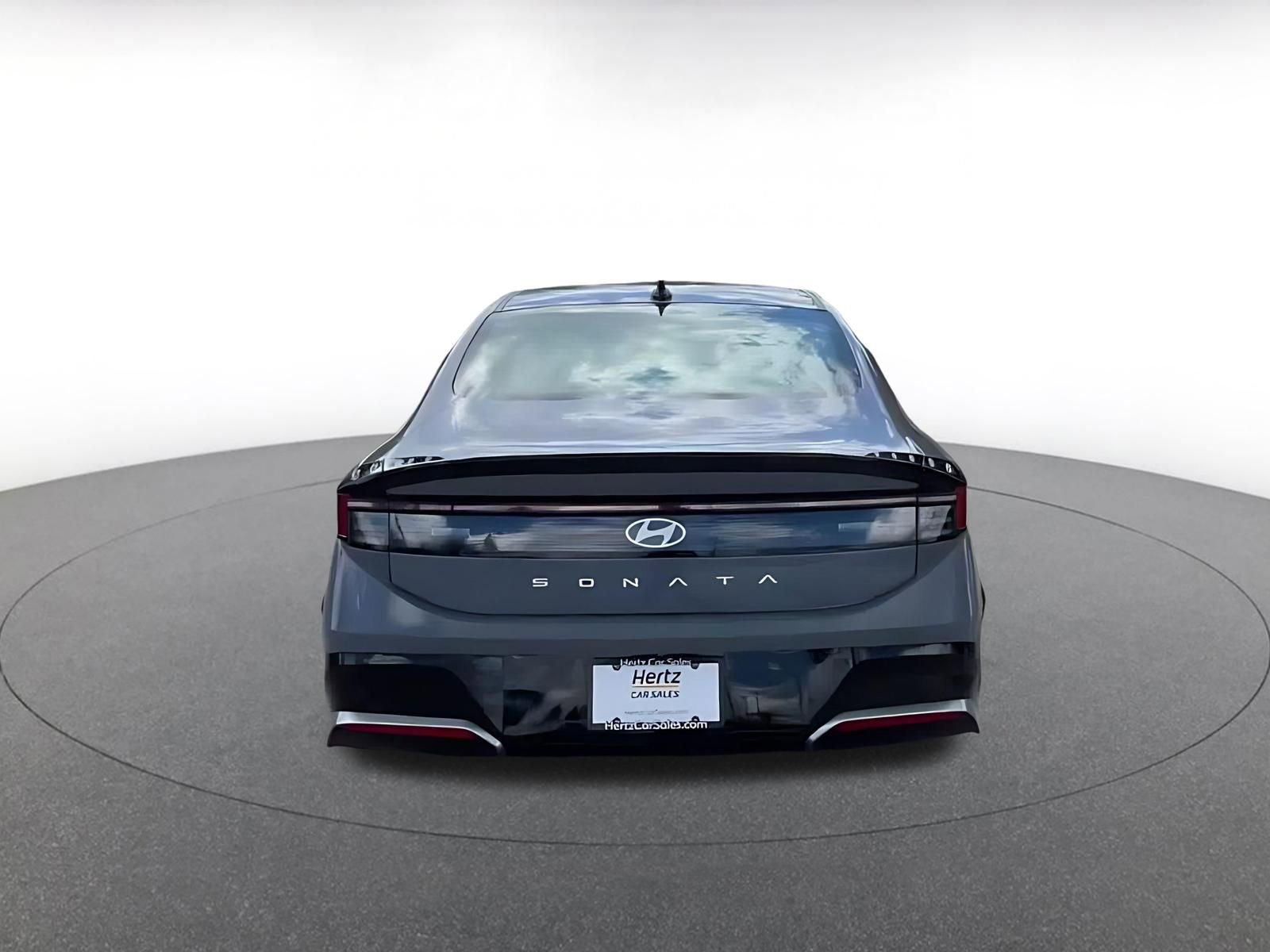 Used 2025 Hyundai Sonata SEL FWD image 12