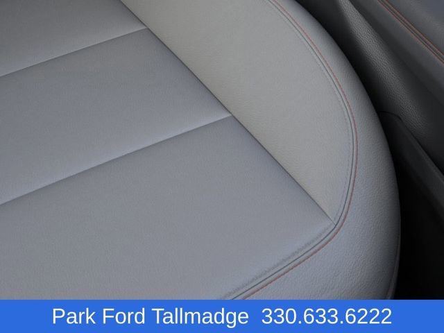 New 2026 Ford Explorer Active w/ Active Comfort Package AWD/4WD image 16