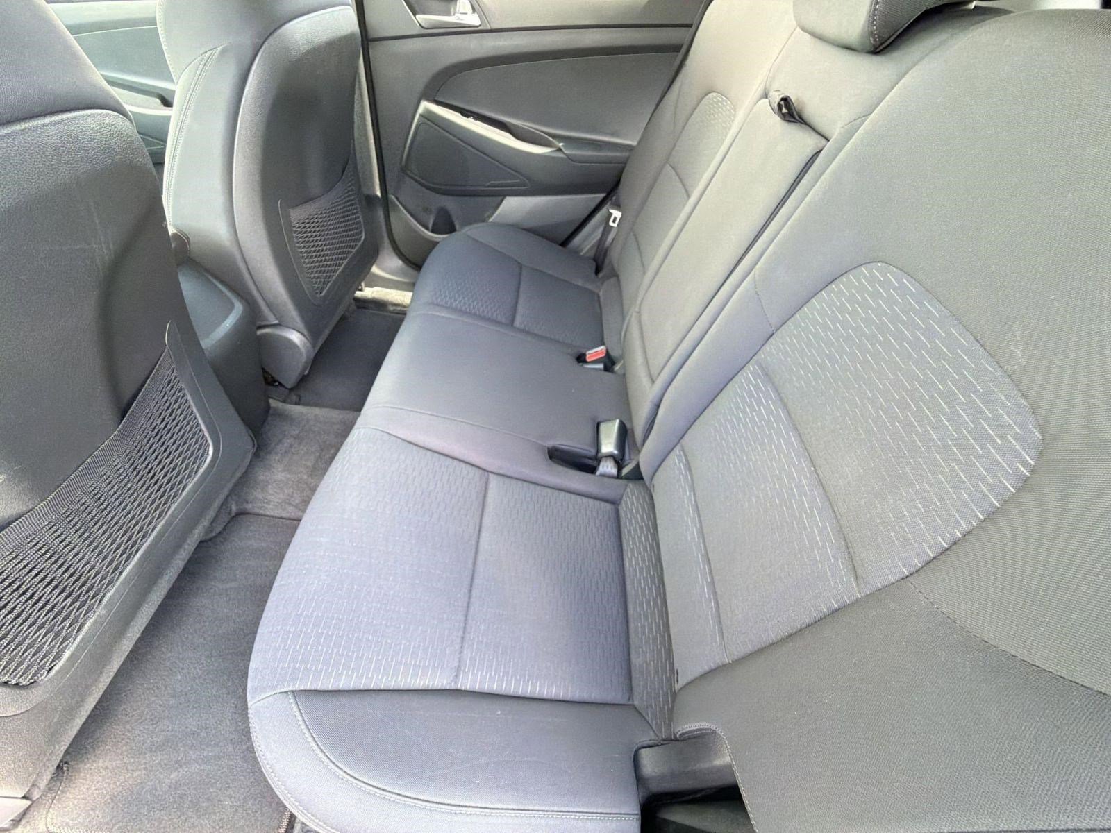 Used 2019 Hyundai Tucson SE AWD/4WD image 25